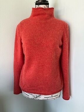 💯 Cashmere Nicole Miller Coral Red Turtleneck Sweater